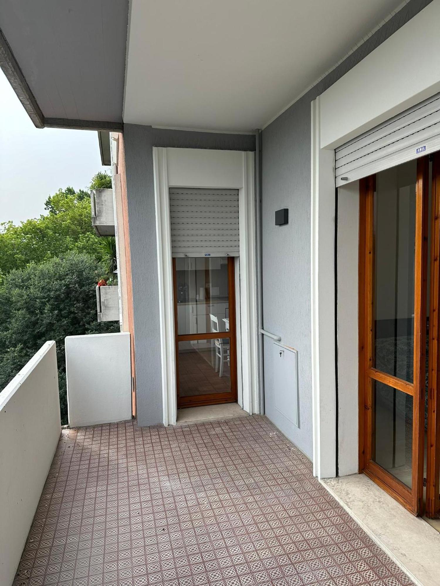 Olimpia House - Camere Accoglienti In Posizione Strategica เรจโจเอมิเลีย ภายนอก รูปภาพ